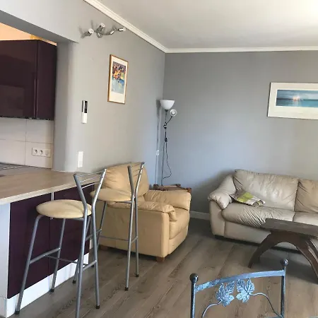 Apartamento Entier 3 Pieces Face Au Port Vallauris